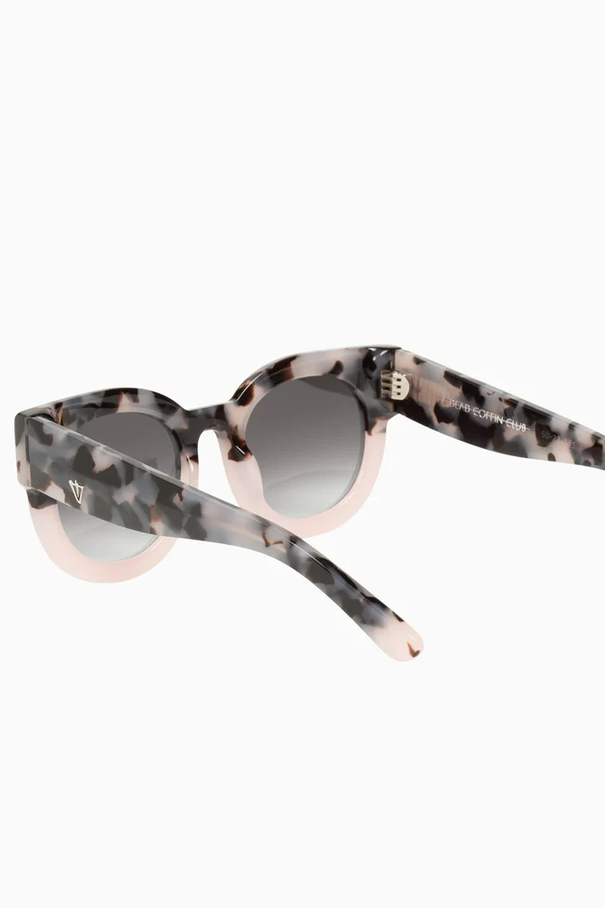 A Dead Coffin Club | Sunglasses - Baby Pink Tort to Baby Pink / Black Gradient Lens