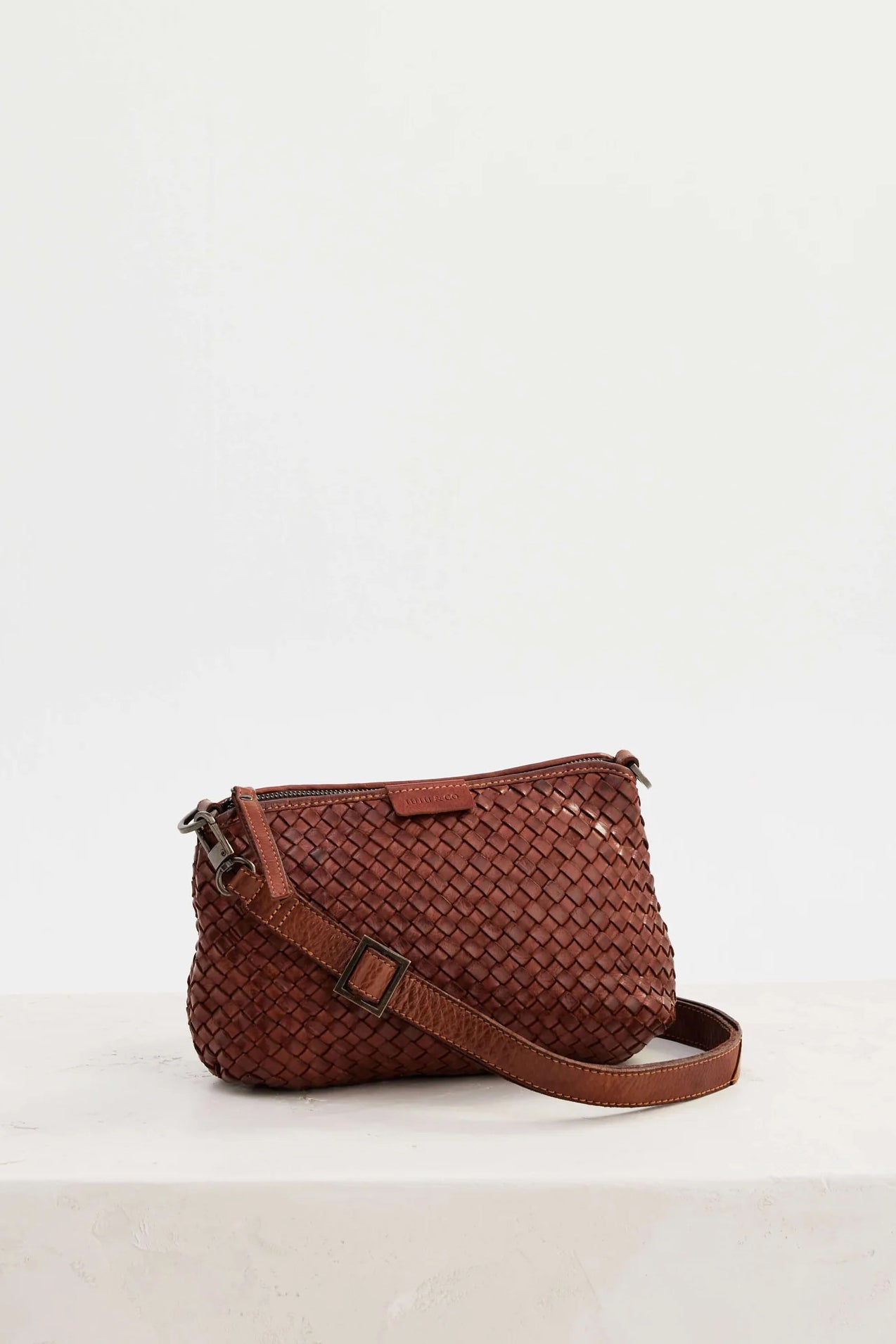 Basque Crossbody Bag - Amber