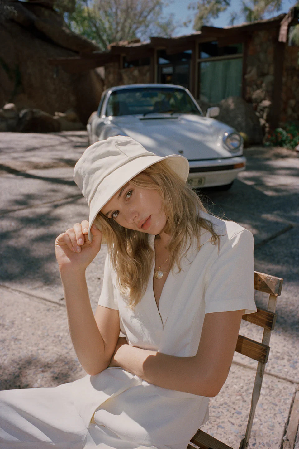 Wave Bucket Hat - Beige